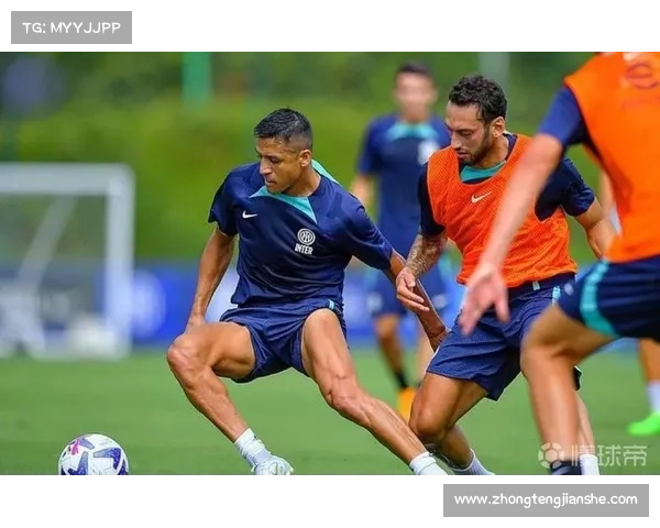 桑切斯职业生涯全记录解析从早期俱乐部到欧洲顶级球队的精彩历程